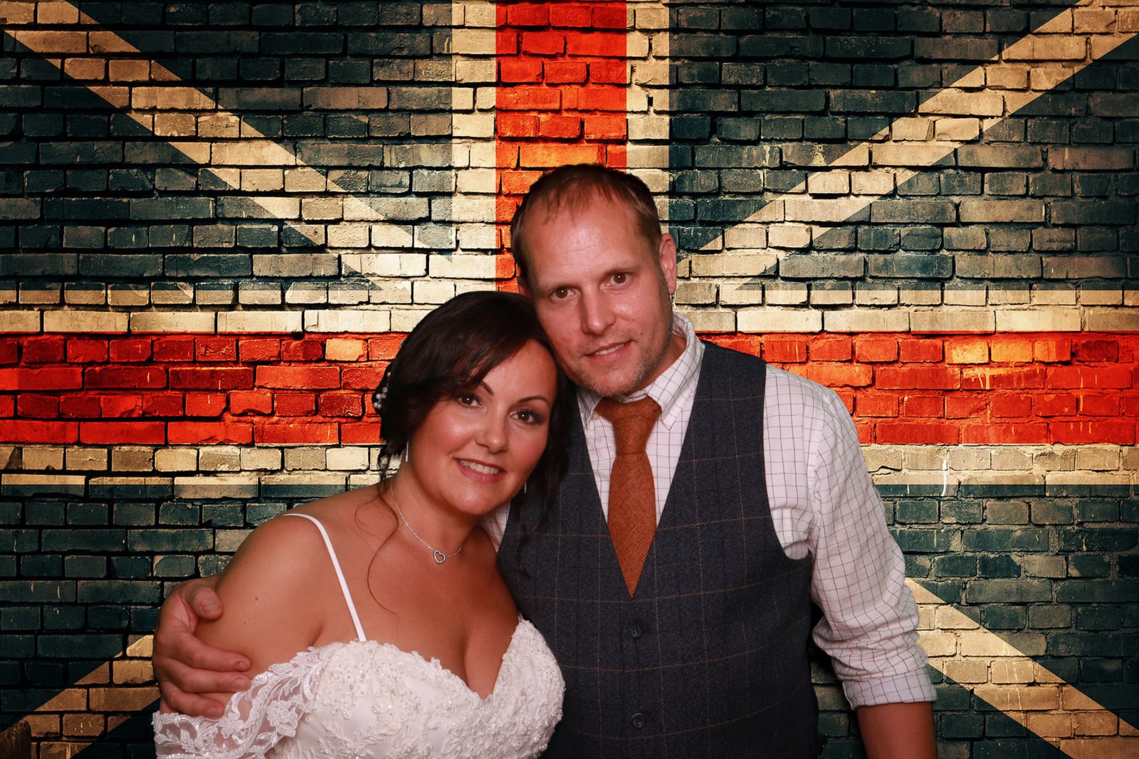 Tim & June Riverside House Hotel