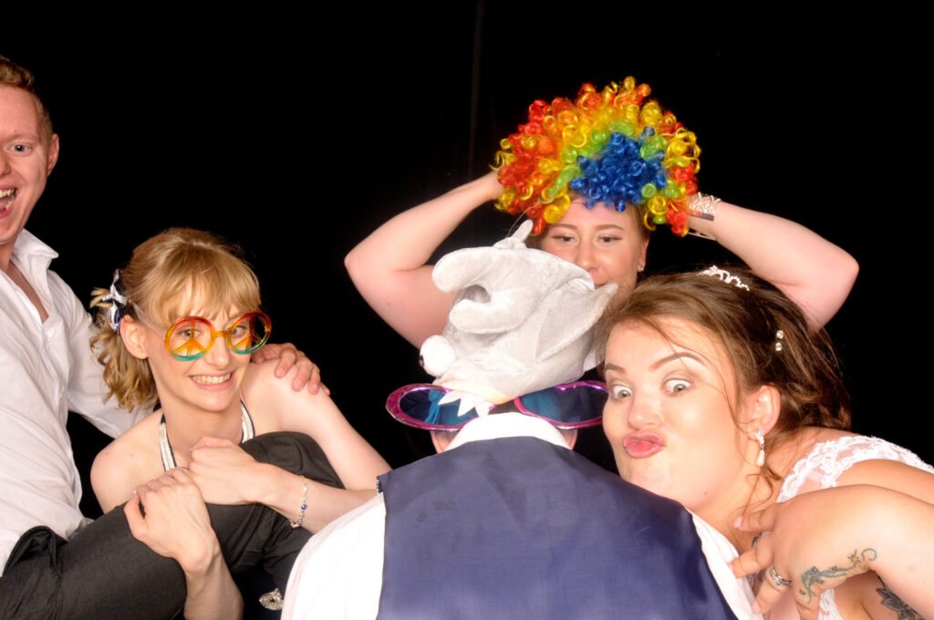 img 0178 01 Riverside House Hotel Mildenhall charlotte jamie 2017 Charlotte & Jamie Riverside House Hotel Mildenhall