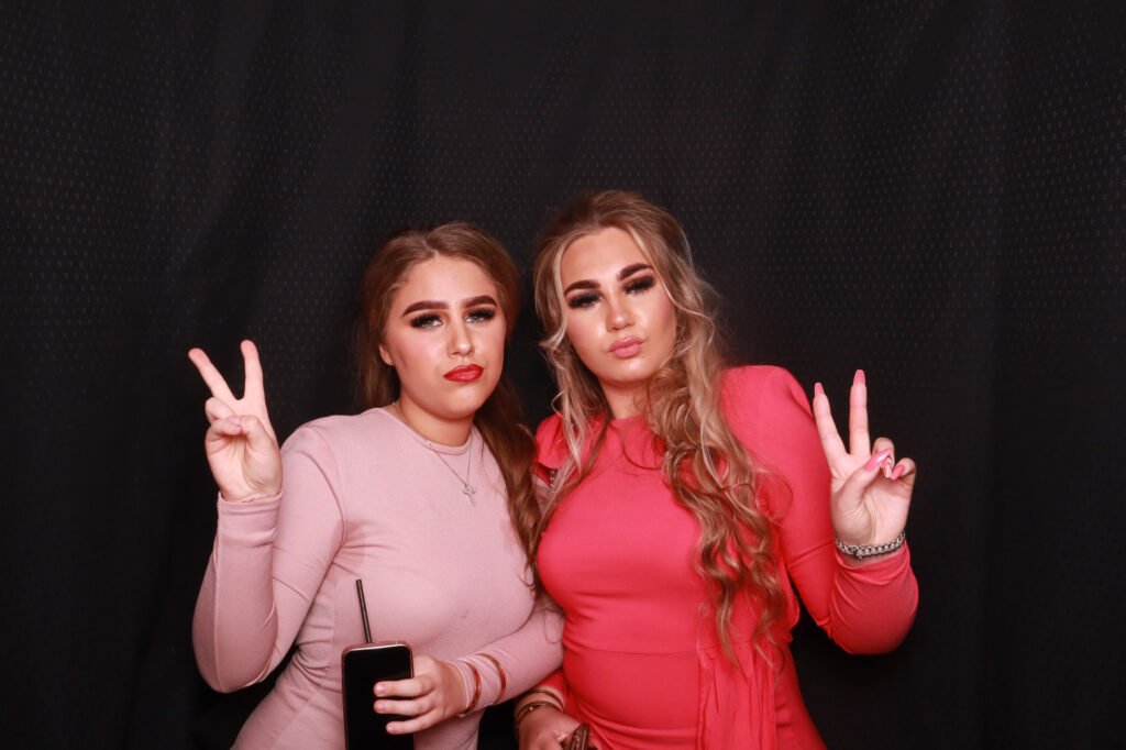 Jonny &#038; Shakira Birthday party Belfry Hotel