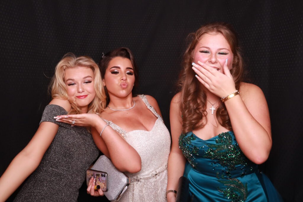 Jonny &#038; Shakira Birthday party Belfry Hotel