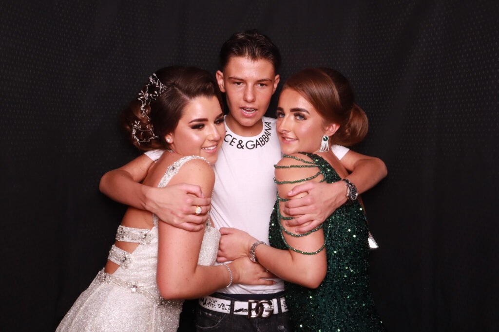 Jonny &#038; Shakira Birthday party Belfry Hotel