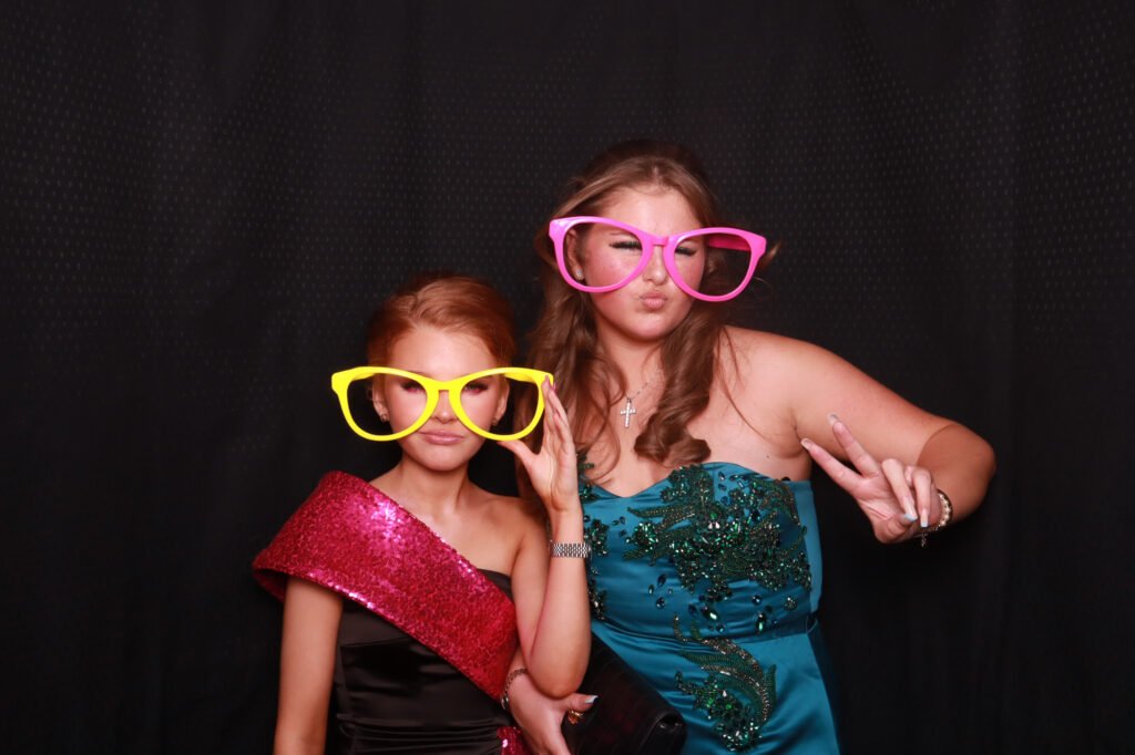 Jonny &#038; Shakira Birthday party Belfry Hotel