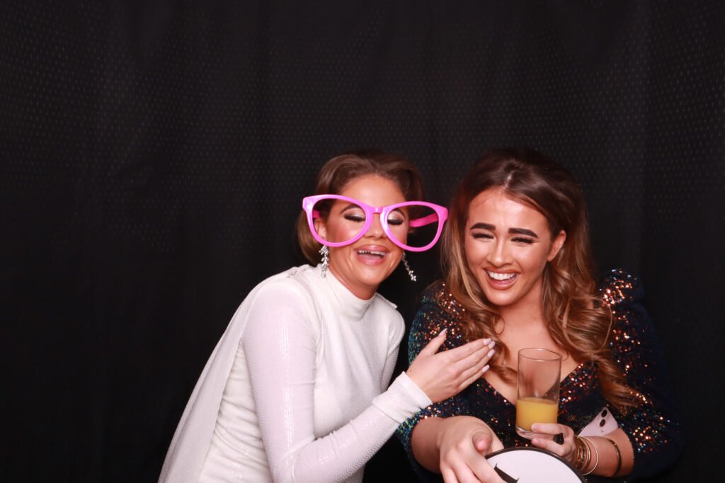 Jonny &#038; Shakira Birthday party Belfry Hotel