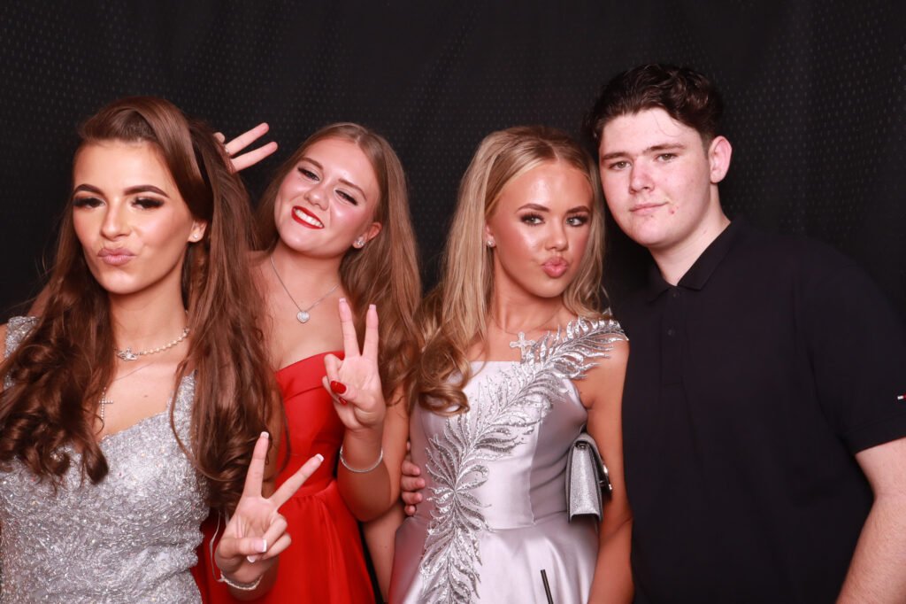 Jonny &#038; Shakira Birthday party Belfry Hotel