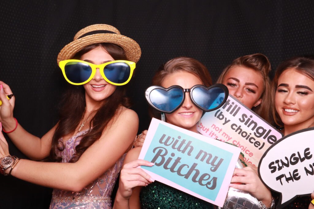 Jonny &#038; Shakira Birthday party Belfry Hotel