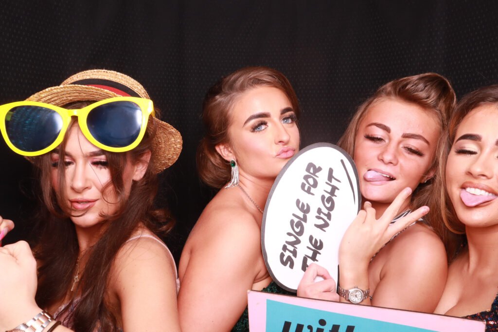 Jonny &#038; Shakira Birthday party Belfry Hotel