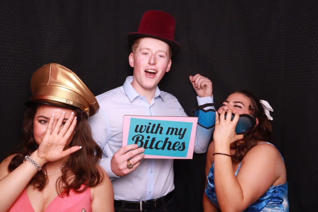 Jonny &#038; Shakira Birthday party Belfry Hotel
