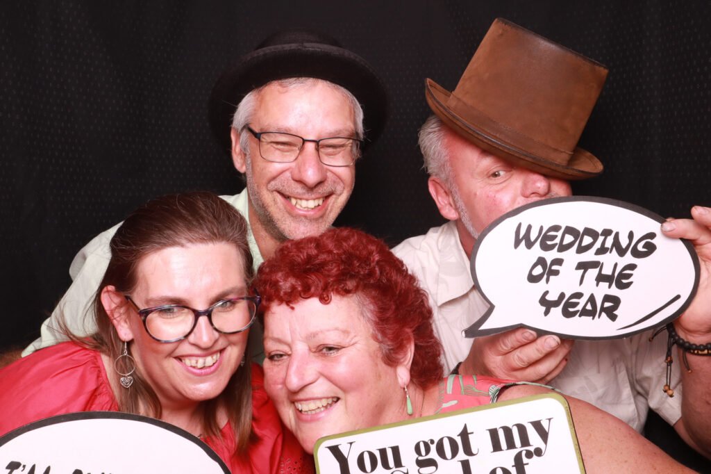 Siobhan &#038; Andy Curds Barn