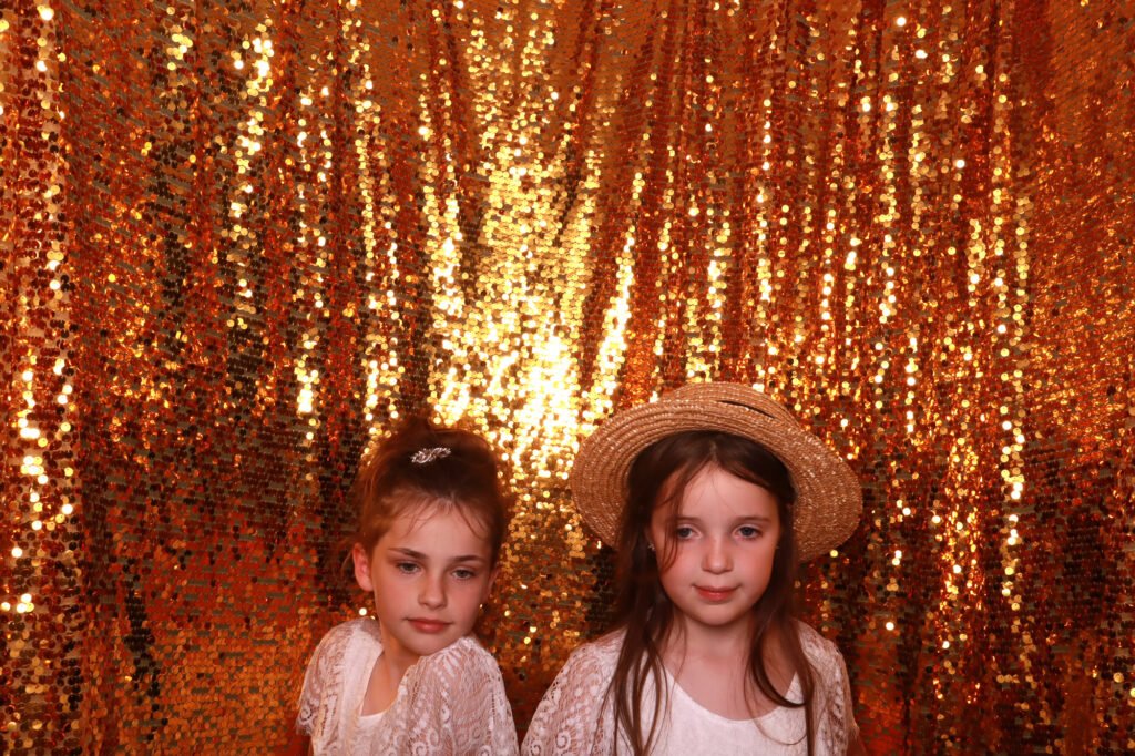 Elisa &amp; James