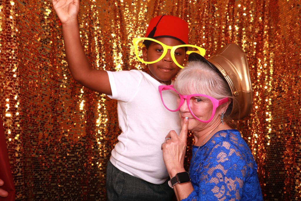 Elisa &amp; James