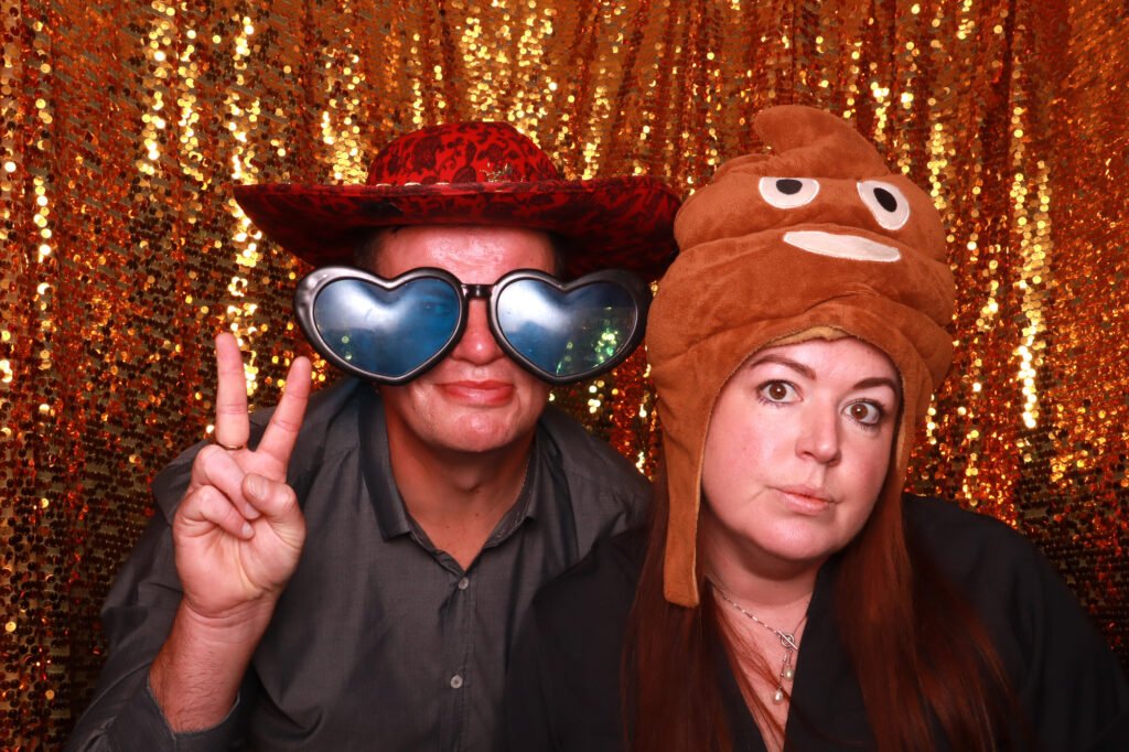 Elisa &amp; James