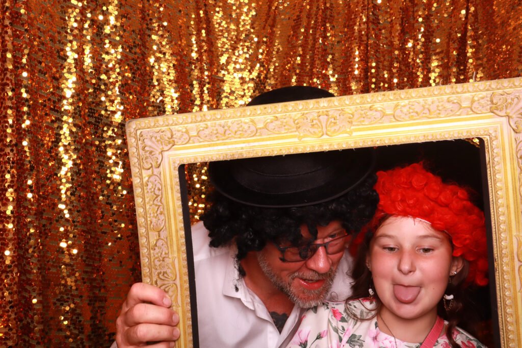 Elisa &amp; James