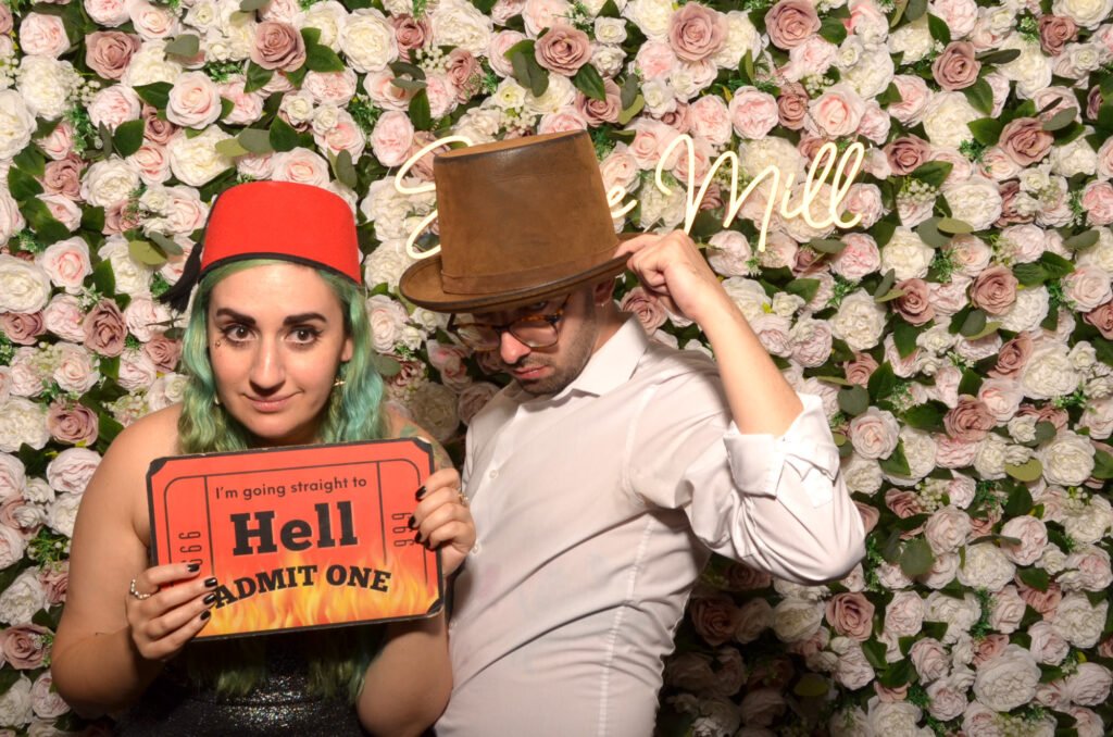 Laura &amp; Sam Sheene Mill