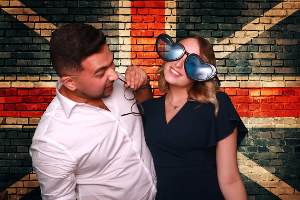 Joe &amp; Hanna Vaulty Manor