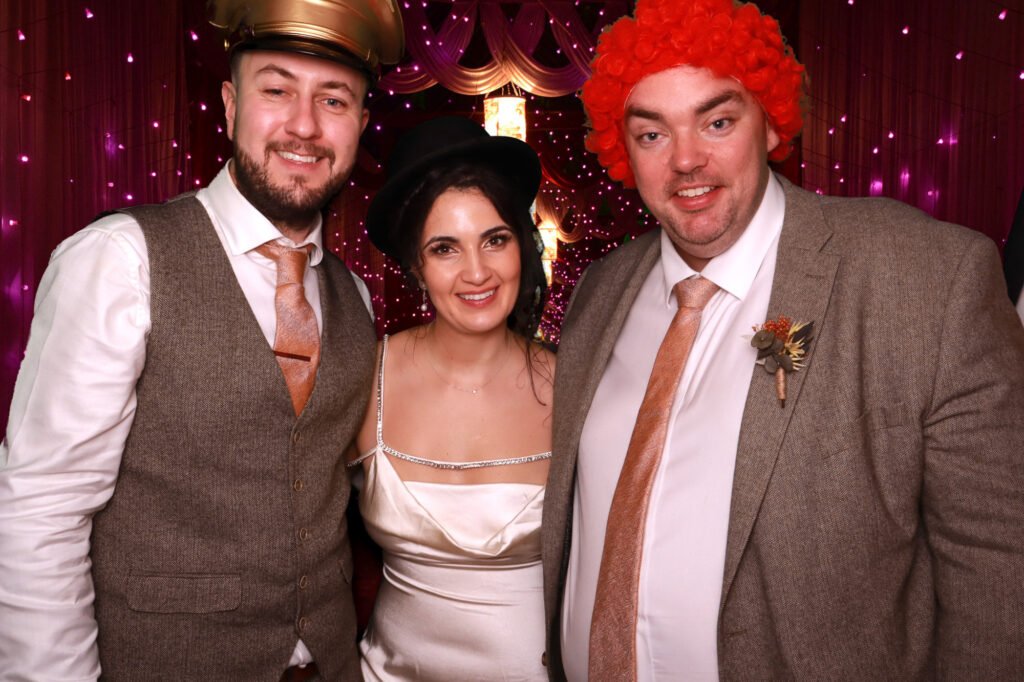Joe &amp; Hanna Vaulty Manor
