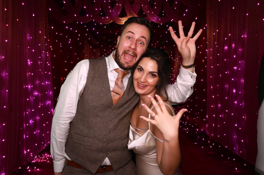 Joe &amp; Hanna Vaulty Manor