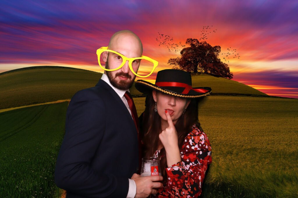 Joe &amp; Hanna Vaulty Manor
